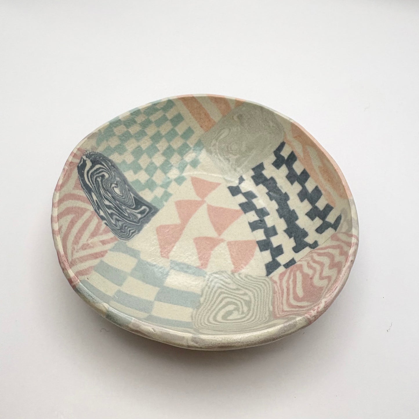 Fusion • Small Bowl/Tray • 4-6 oz