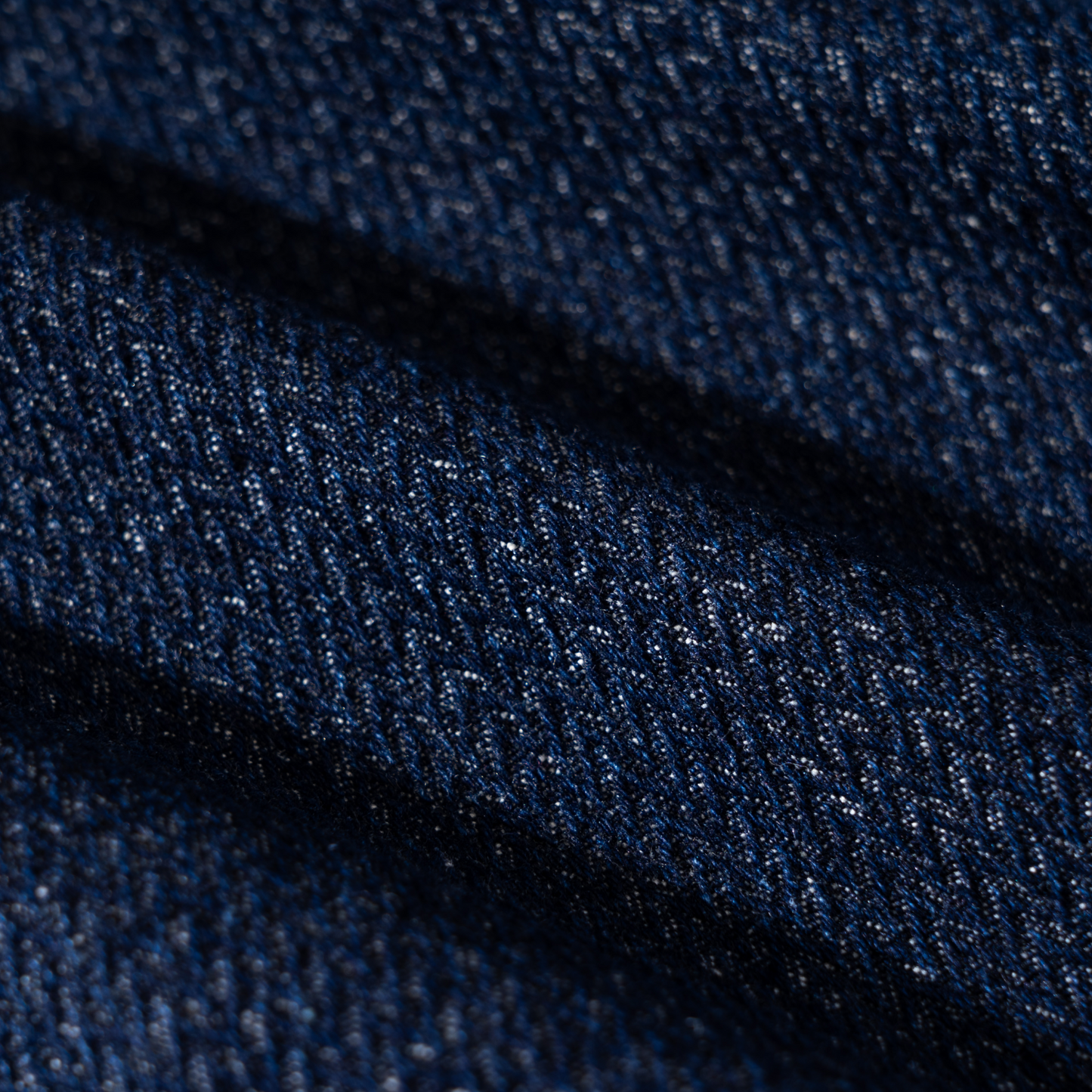 Handcrafted indigo blue cotton Haori by Ellie Studio. A sustainable, lightweight jacket designed for comfort and a pop of joyful color in your daily ritual. fabric details